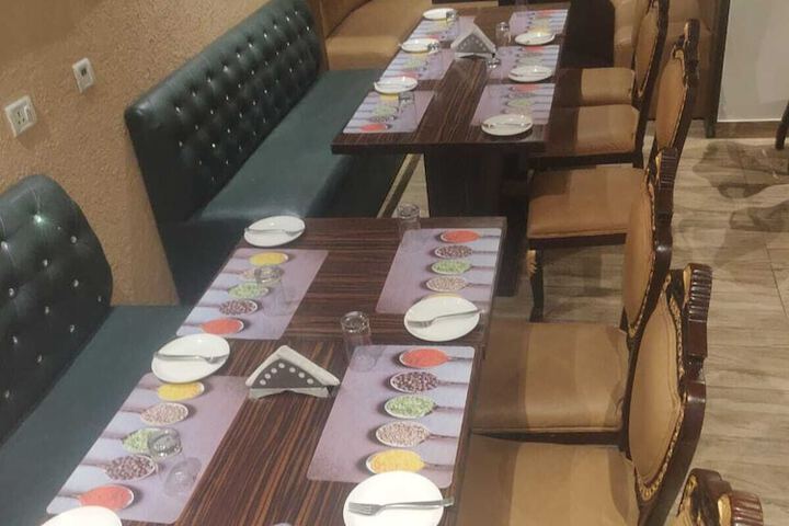 Dining 52 of 62