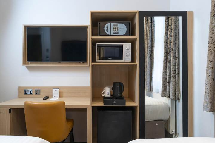 Room 41 of 109