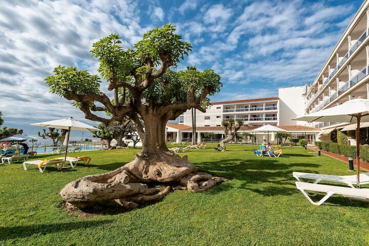 Pool Hotel