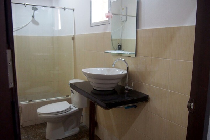 Room 17 of 26