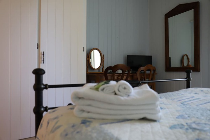 Room 17 of 61