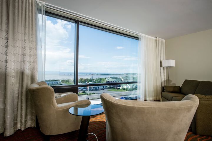 Room 40 of 79