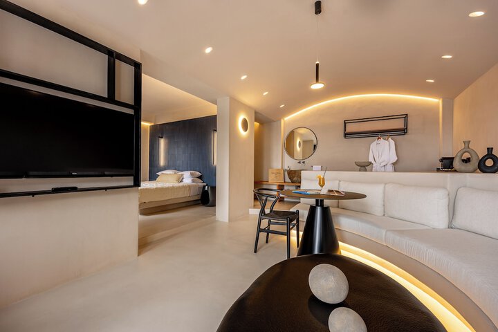 Room 27 of 117