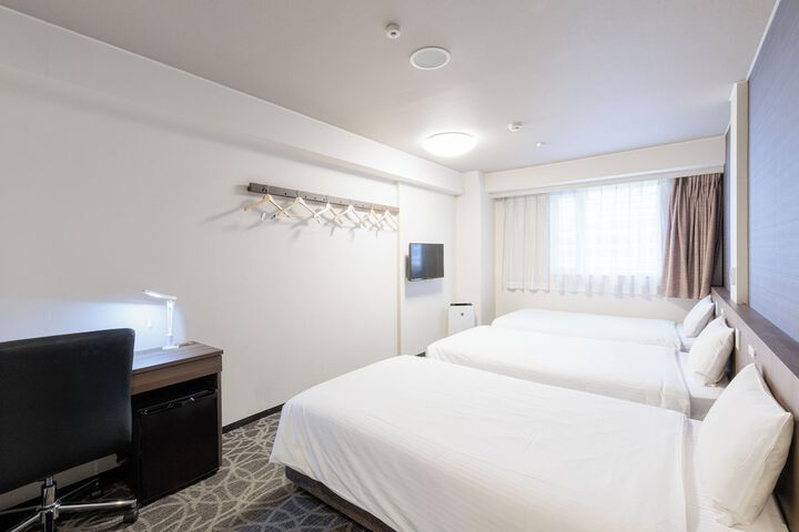 Room 8 of 46