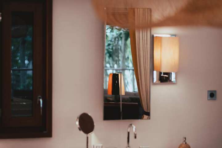 Room 30 of 65