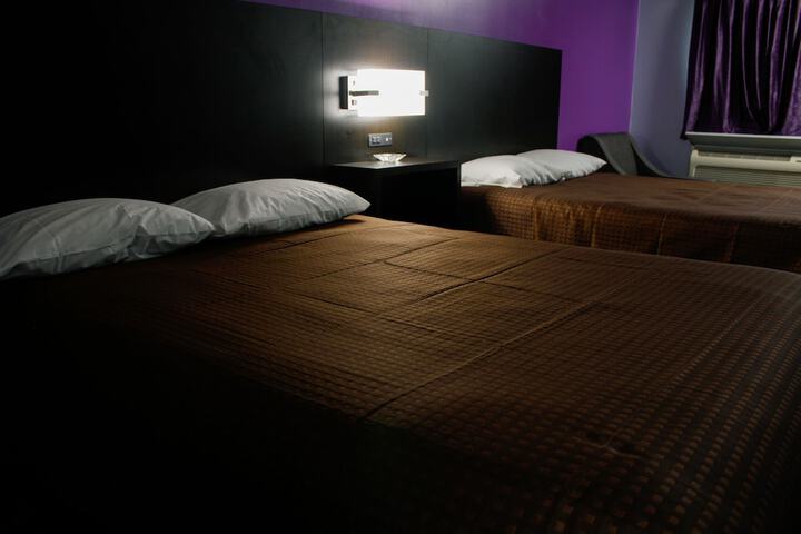 Room 12 of 30