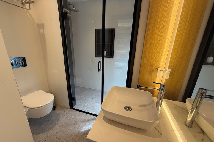 Room 55 of 91