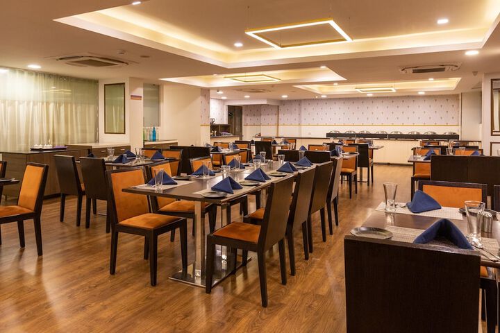 Dining Photos