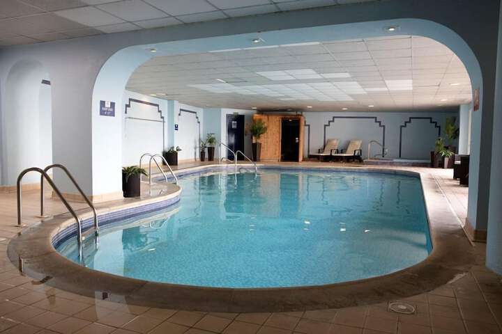 Pools & Facilities