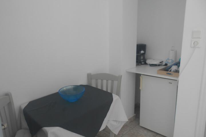 Room 11 of 61