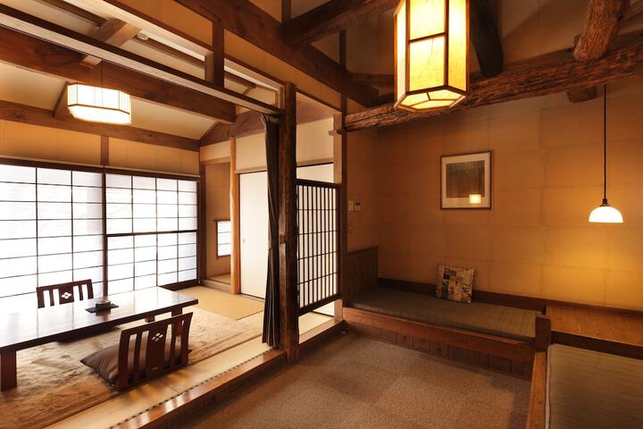 Room 28 of 139