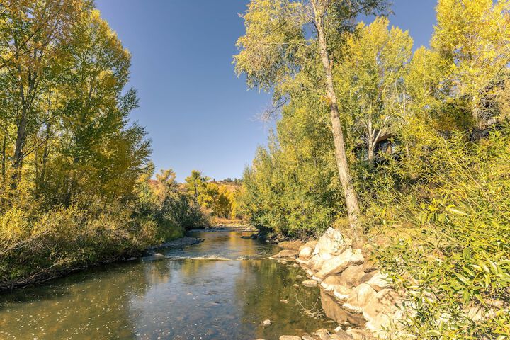 Property Grounds 26 of 32