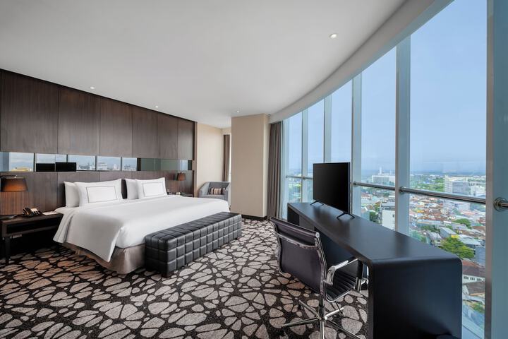 Room 8 of 46