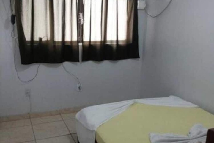 Room 7 of 28