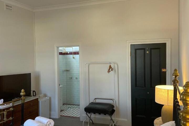 General 10 of 34