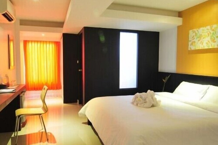Room 14 of 34