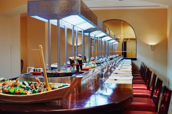 Dining 108 of 155