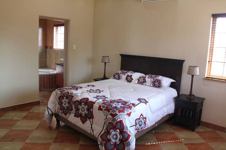 Room 5 of 29