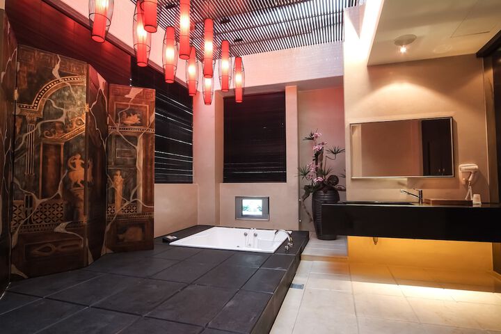 Room 41 of 63
