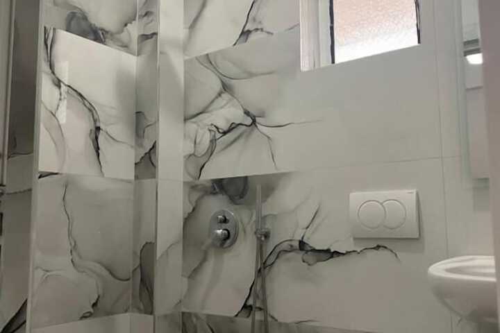 Room 15 of 26