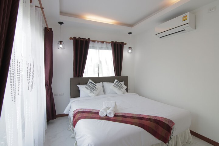 Room 10 of 45