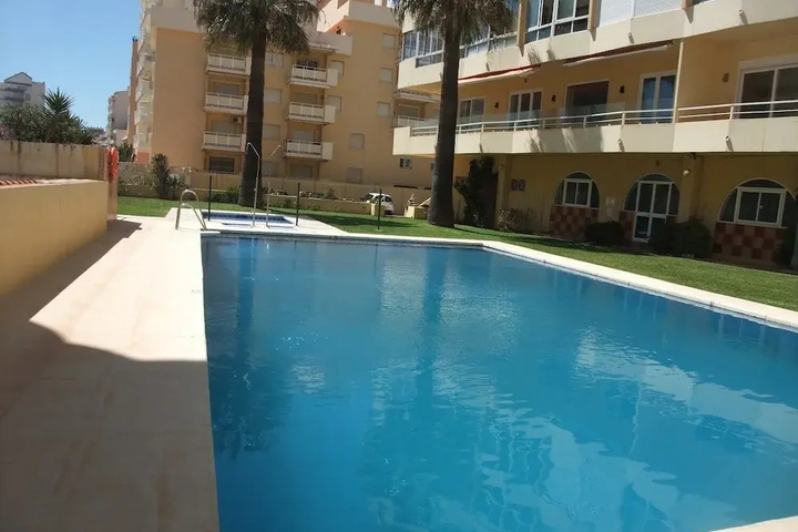 Pool 4 of 18