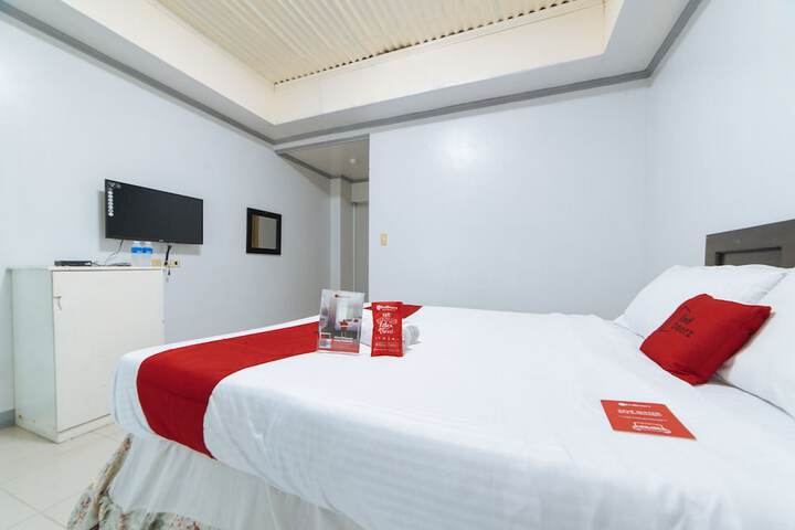 Room 8 of 23