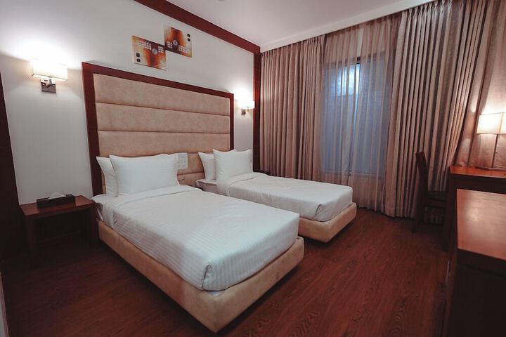 Room 22 of 49