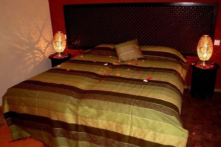 Room 27 of 96