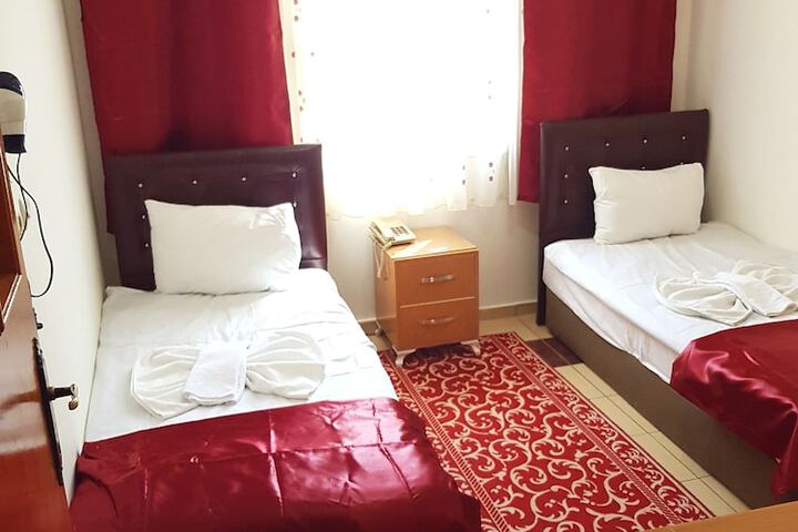 Room 19 of 30