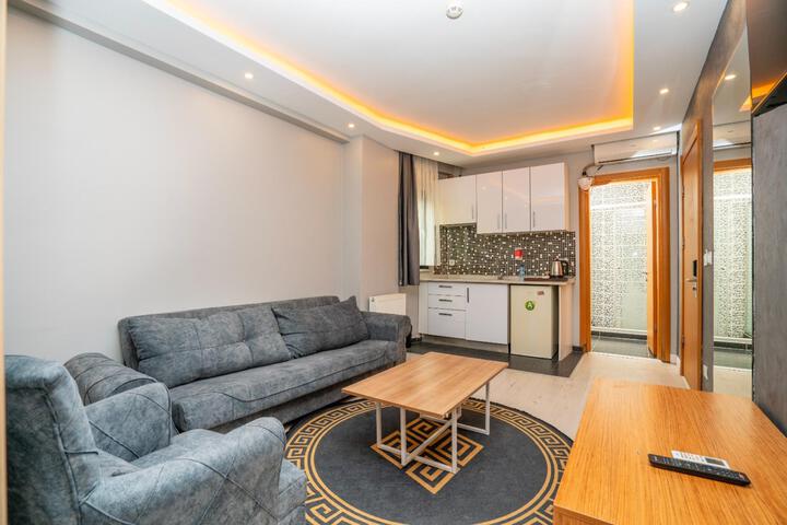 Room 9 of 21