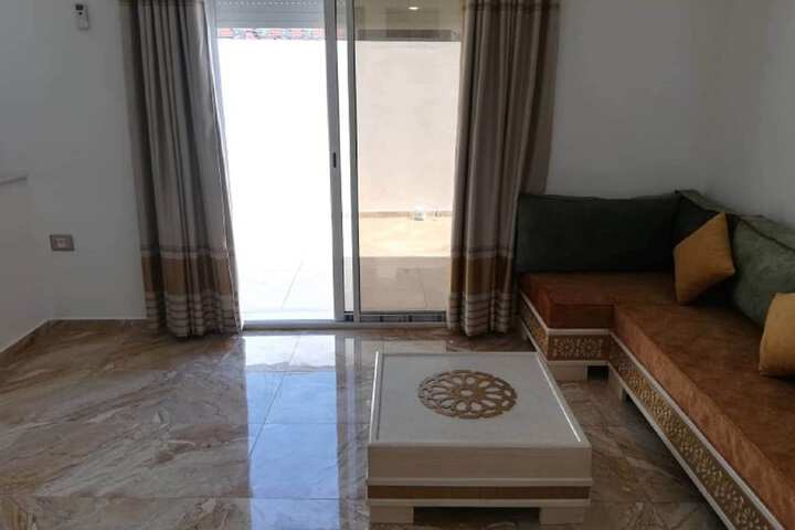 Room 5 of 10