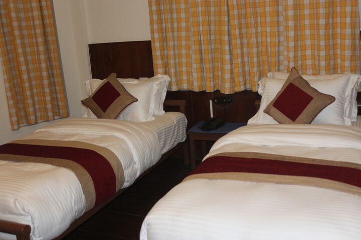 Room 33 of 50