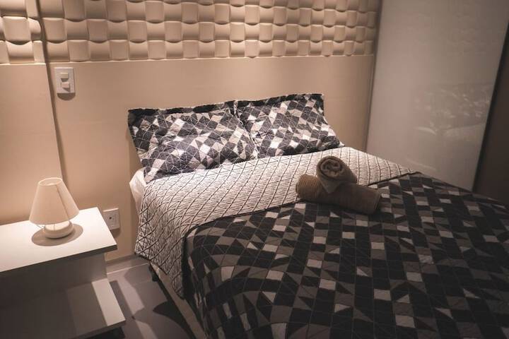 Room 2 of 20