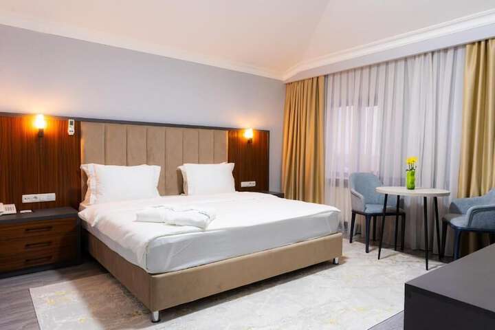 Rauza Hotel Tashkent