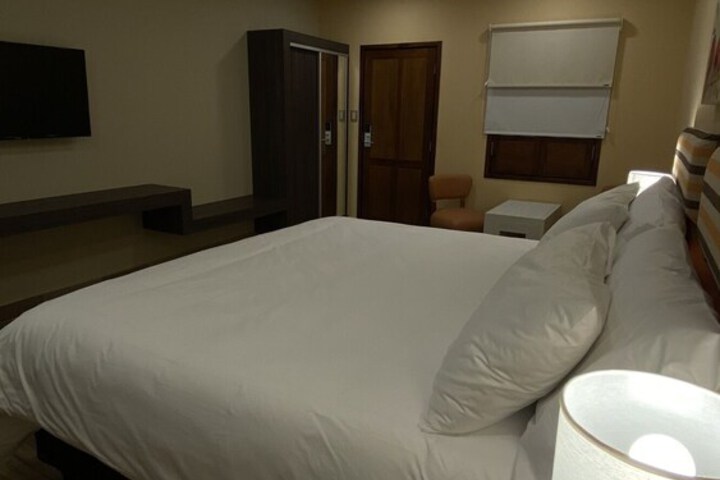 Room 14 of 44