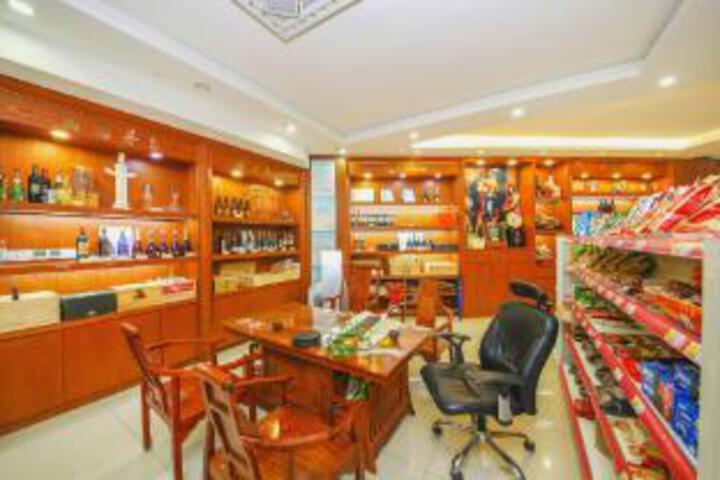 Renqiu Yueheng Business Express Hotel