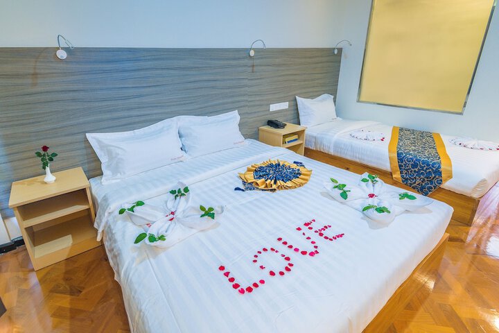 Room 6 of 21