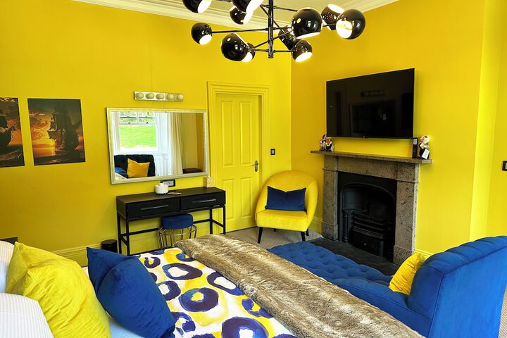 Room 12 of 69
