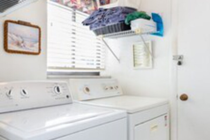 Laundry 12 of 24