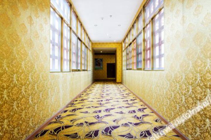 Hotel Interior 20 of 26