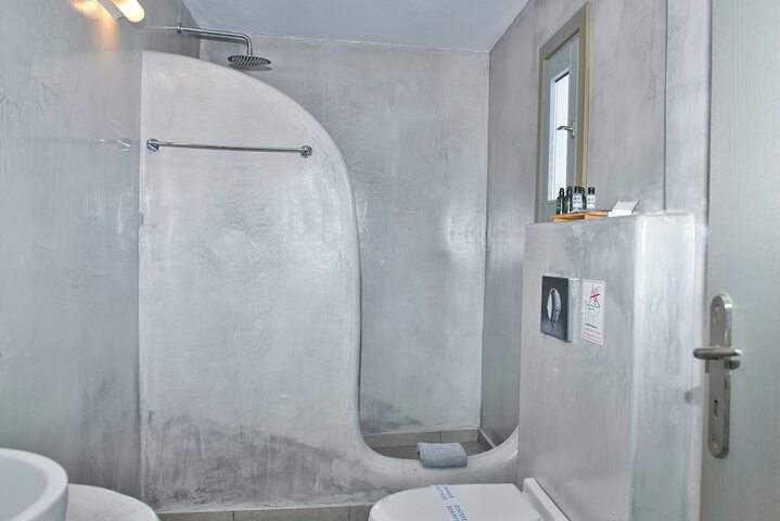 Room 42 of 61