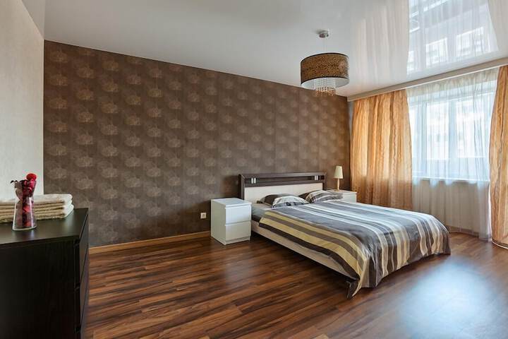 Room 12 of 37