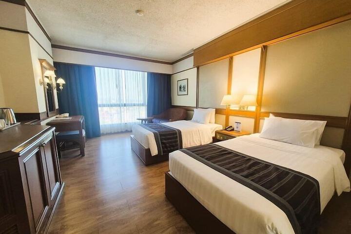 Room 21 of 122