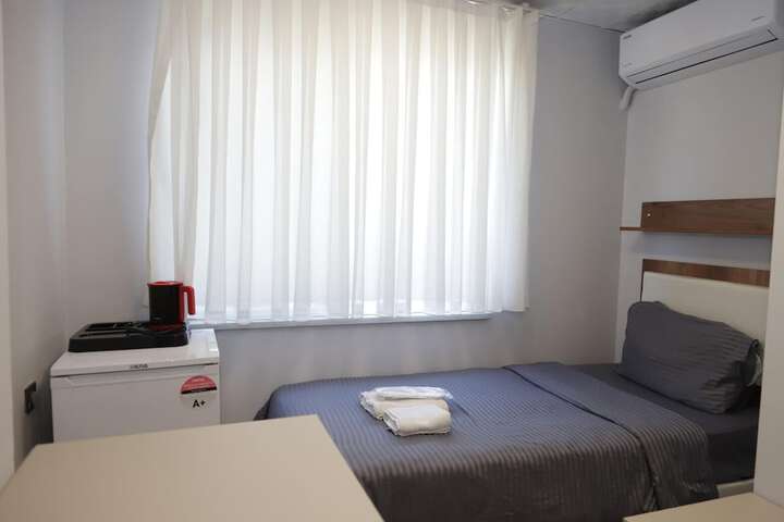 Room 11 of 22