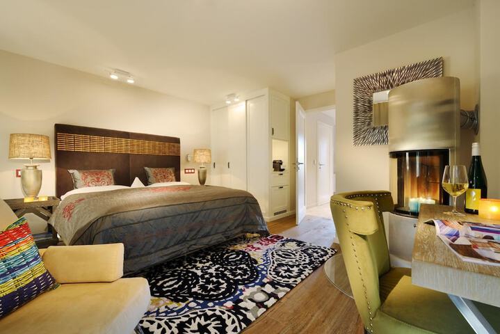 Room 12 of 47