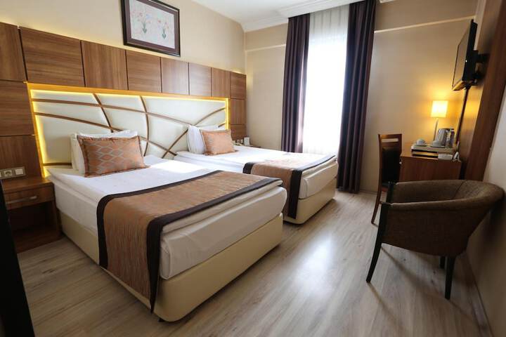 Room 21 of 54