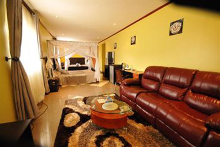 Room 21 of 33