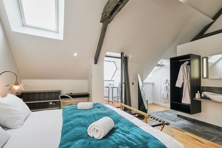 Room 15 of 57