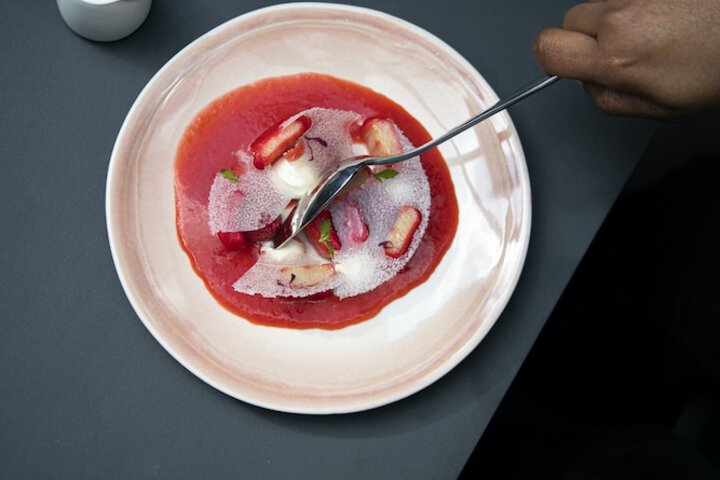 Dining 89 of 186